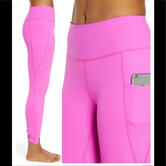 Free people movement wave rider leggings has pockets. Magenta size xs - Picture 3 of 11
